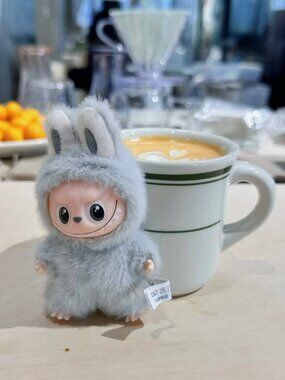 Real Photo Opened Labubu 4.0 Pin for Love C Authentic Personal Collection